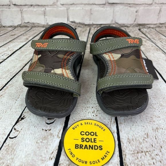 Teva Boys Sandals Psyclone, green Camo, Size 6, Water Shoes Hiking Beach. NWT - Picture 3 of 9